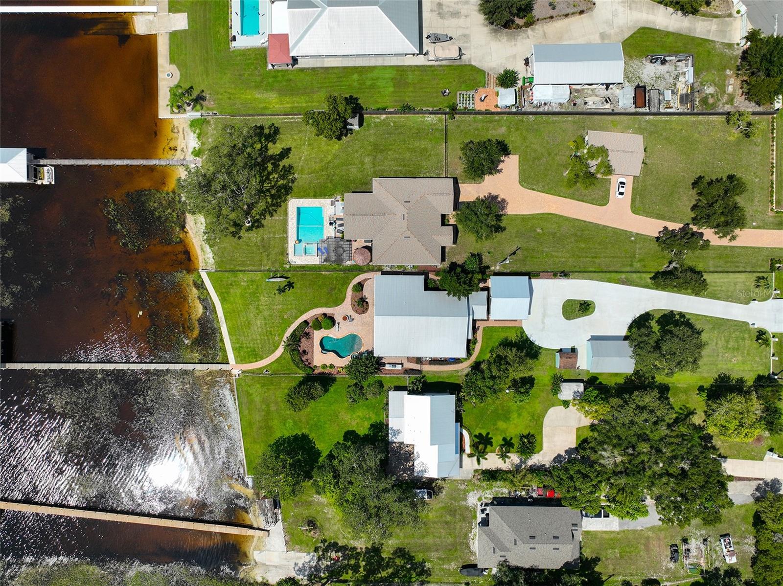 6090 ALLIGATOR LAKE SHR W