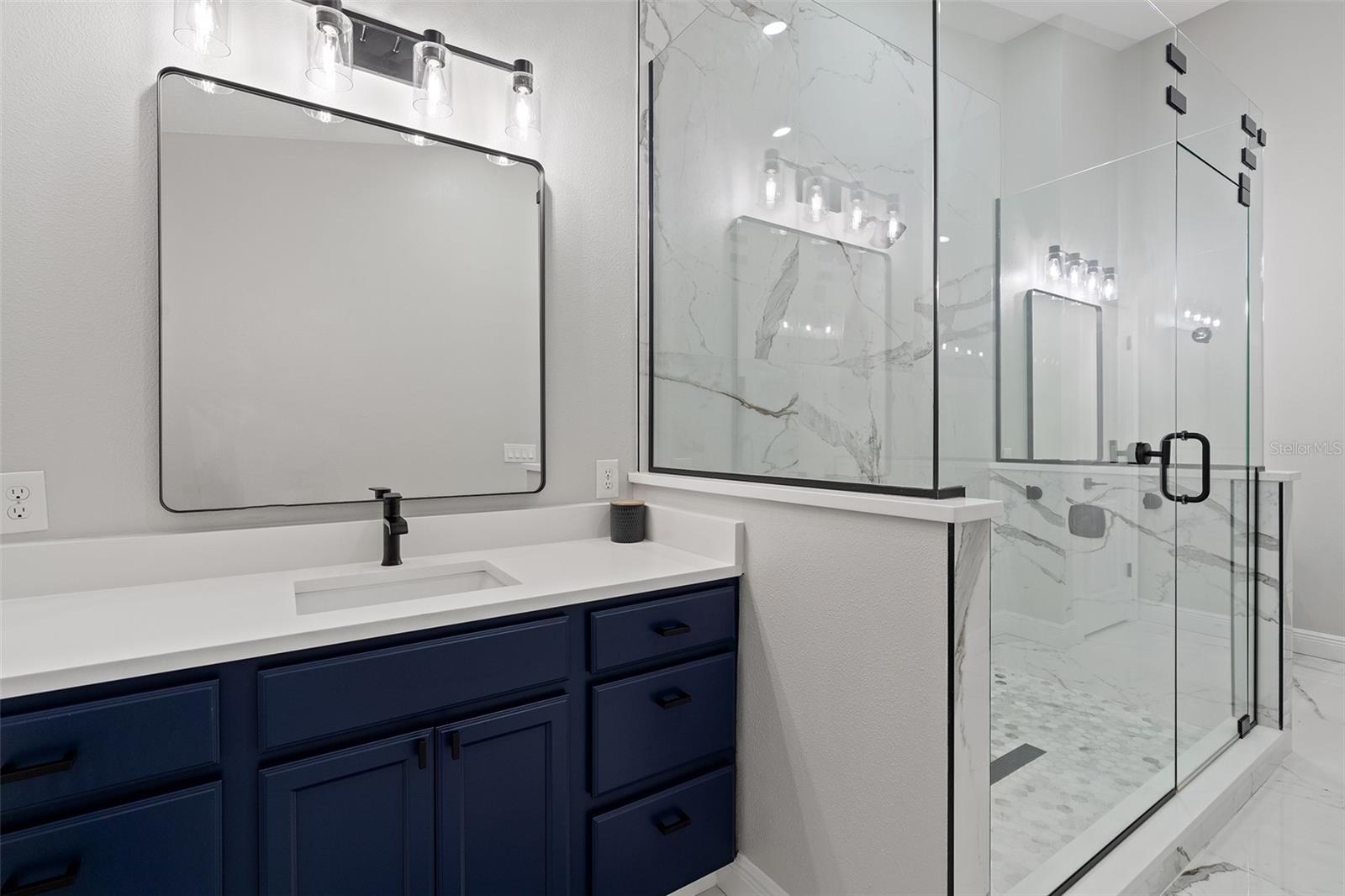 6090 ALLIGATOR LAKE SHR W