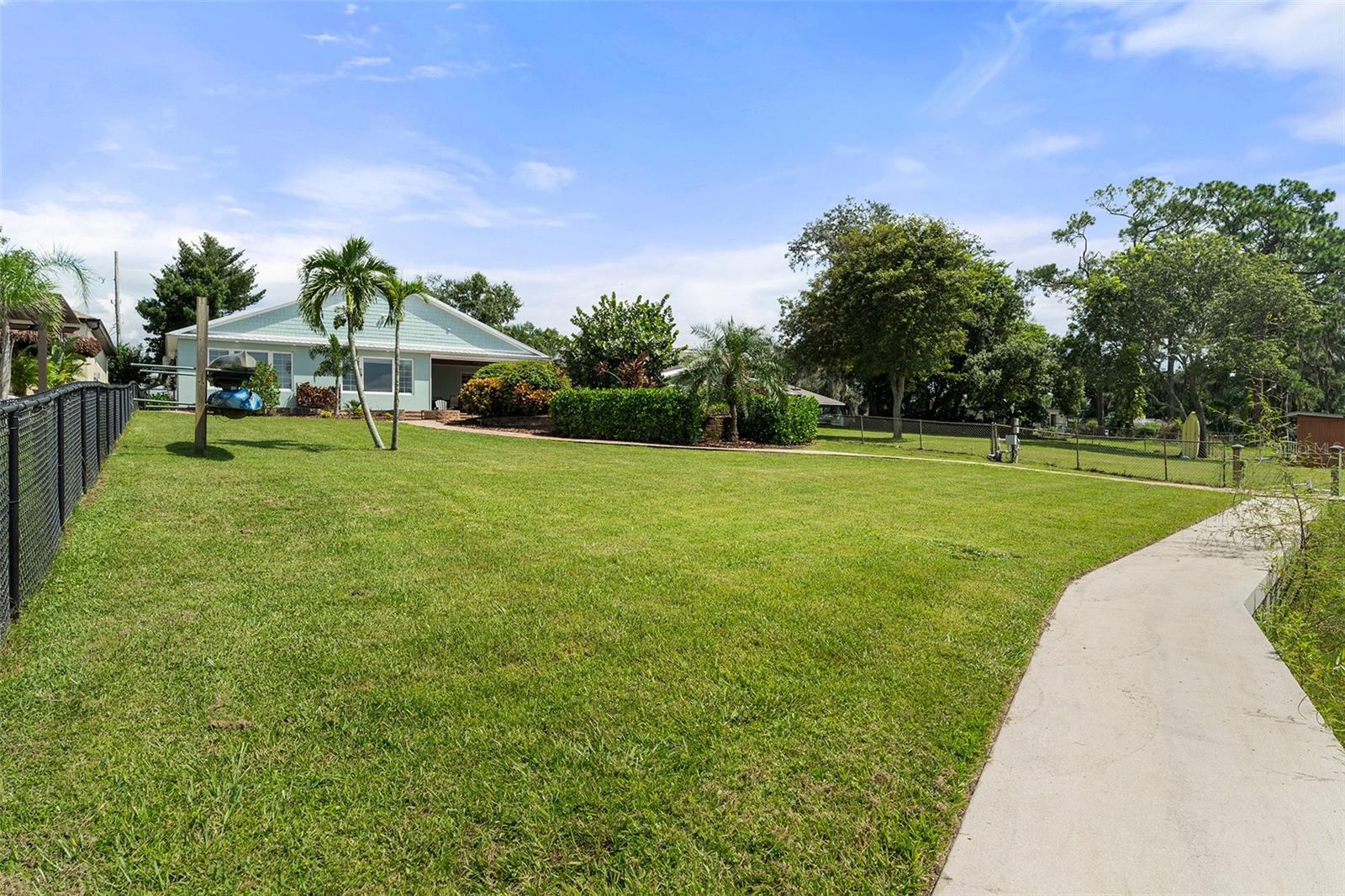 6090 ALLIGATOR LAKE SHR W