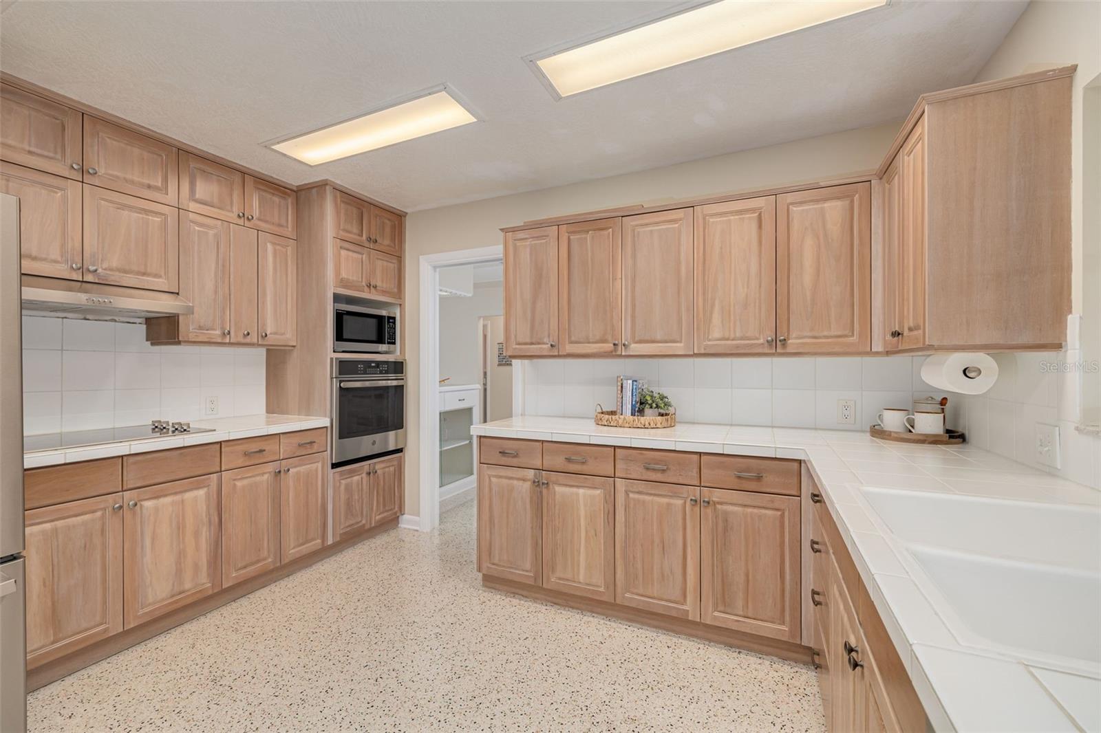 3330 SAN BERNADINO ST