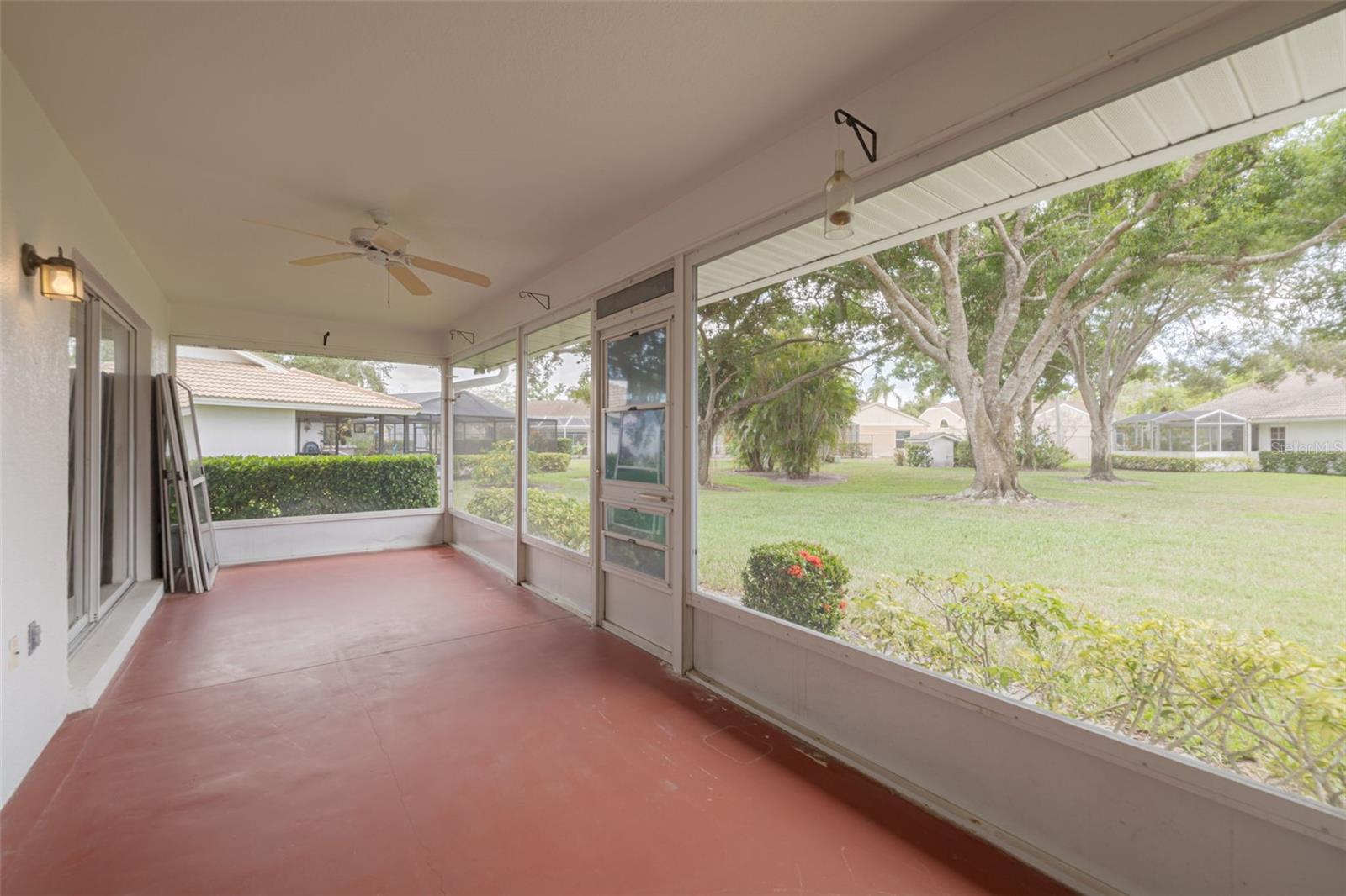 5812 GARDEN LAKES MAJESTIC