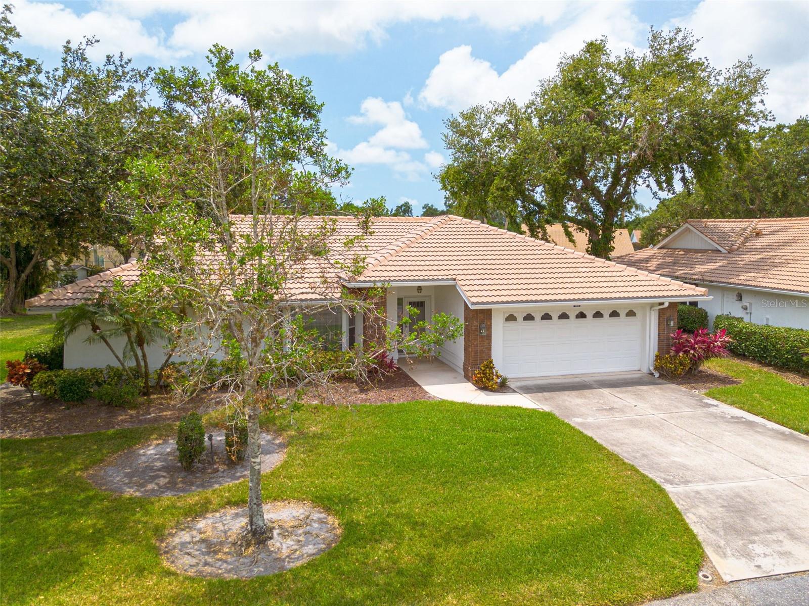 5812 GARDEN LAKES MAJESTIC