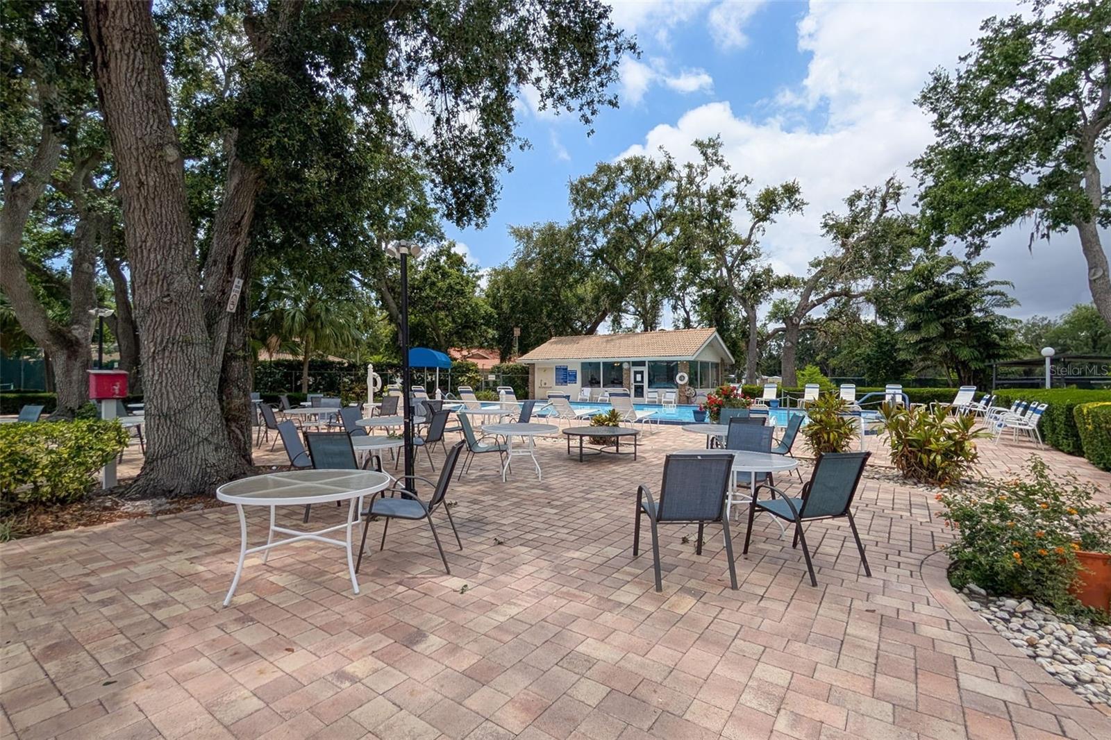 5812 GARDEN LAKES MAJESTIC