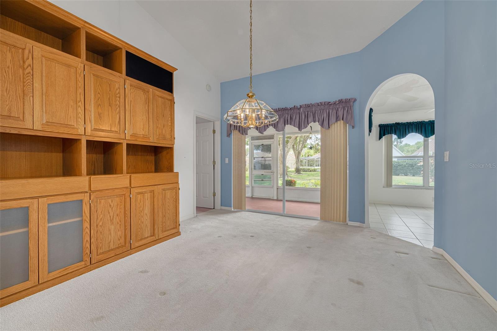 5812 GARDEN LAKES MAJESTIC