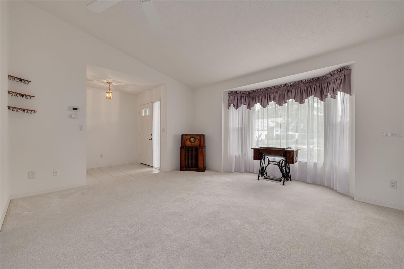 5812 GARDEN LAKES MAJESTIC