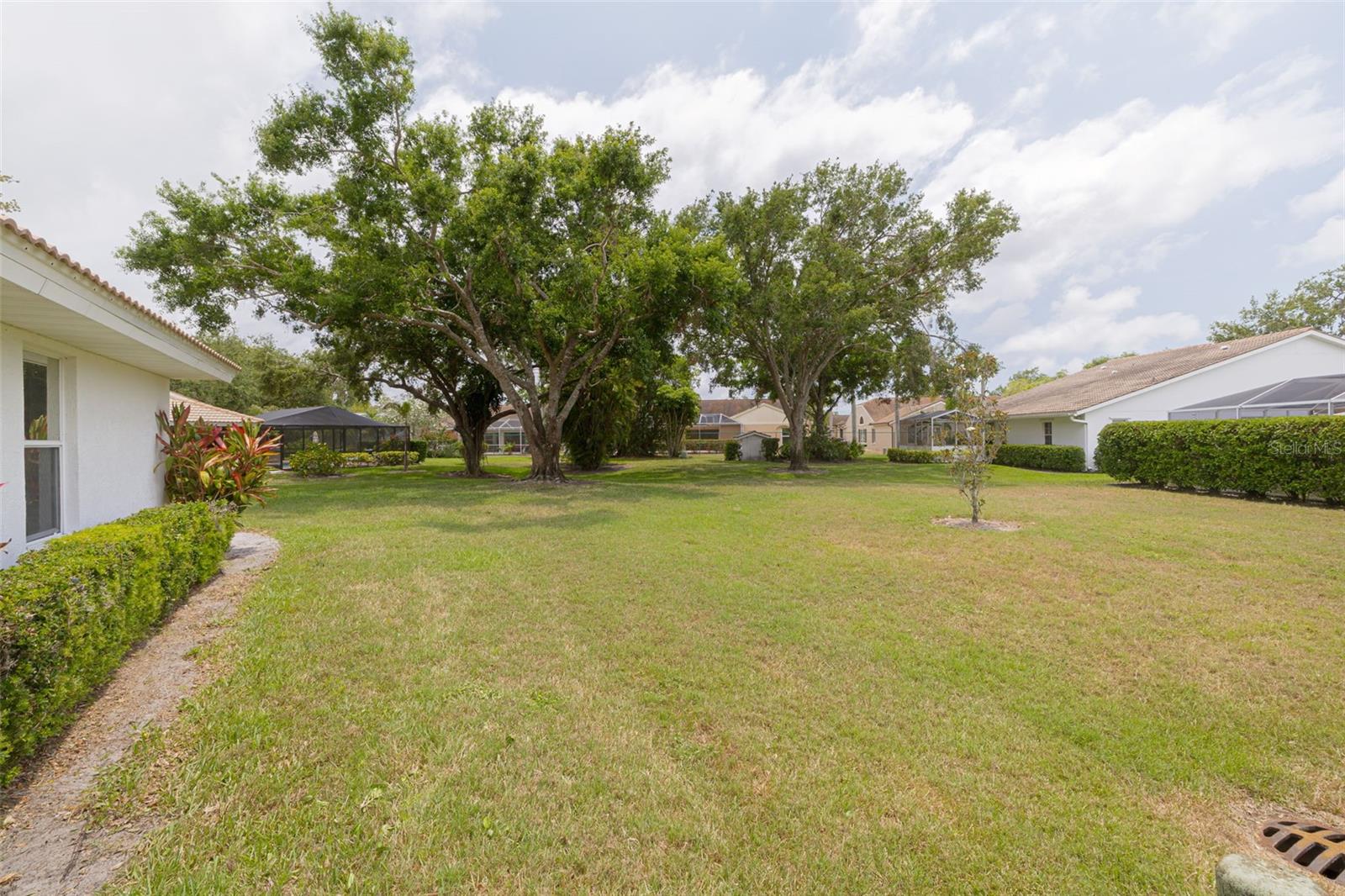 5812 GARDEN LAKES MAJESTIC