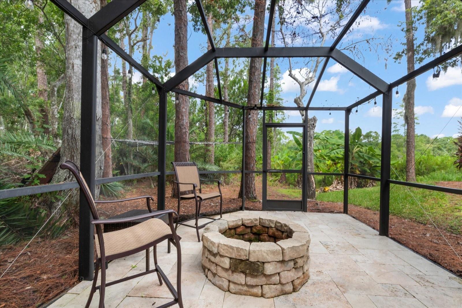 10329 GREEN LINKS DR