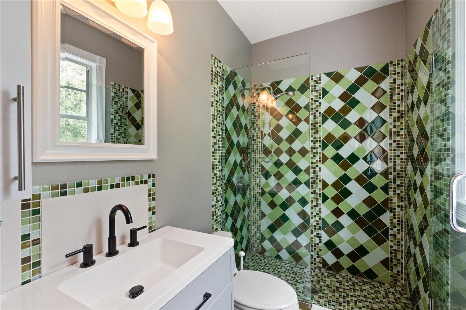 10329 GREEN LINKS DR