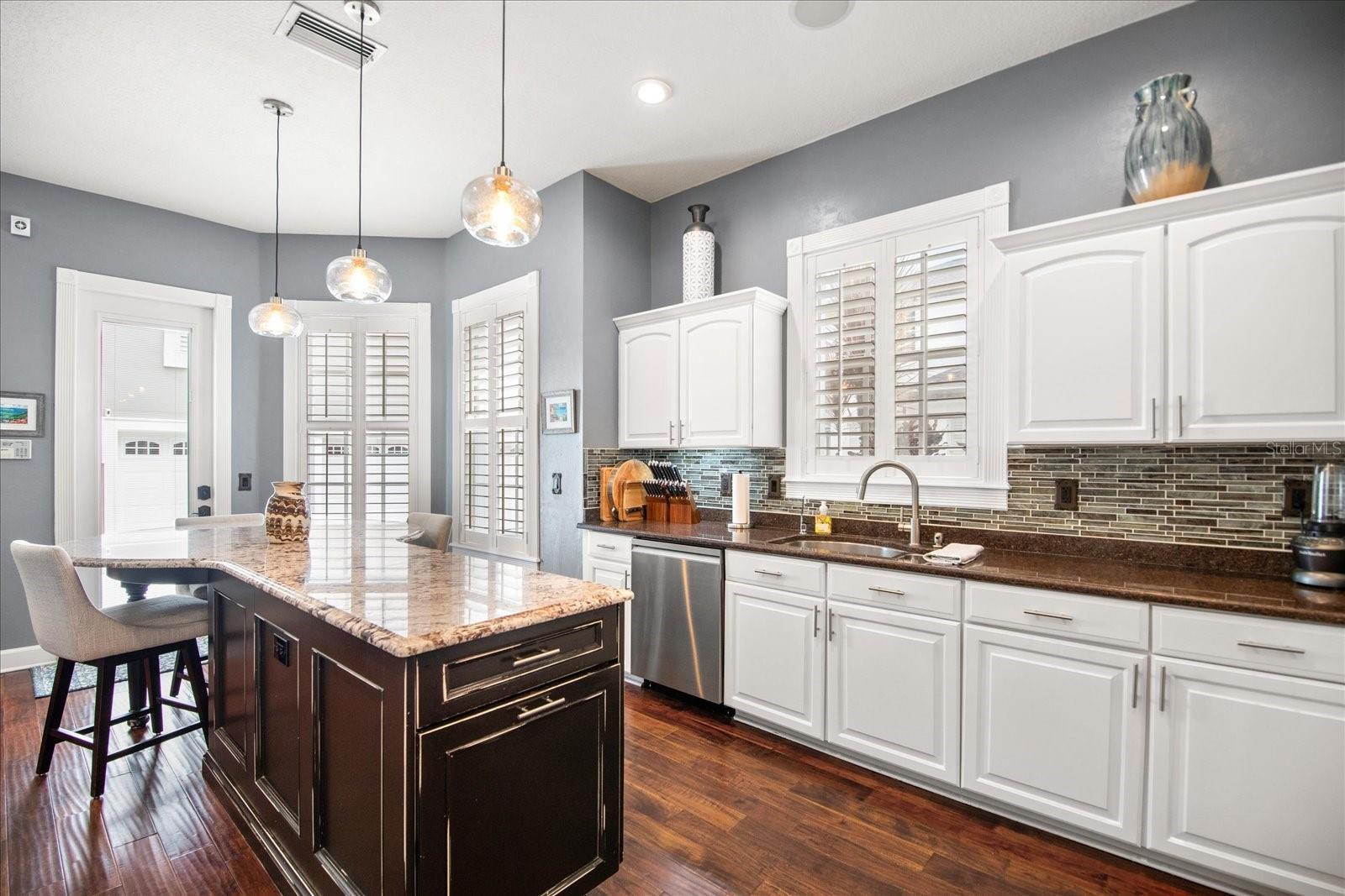 10329 GREEN LINKS DR