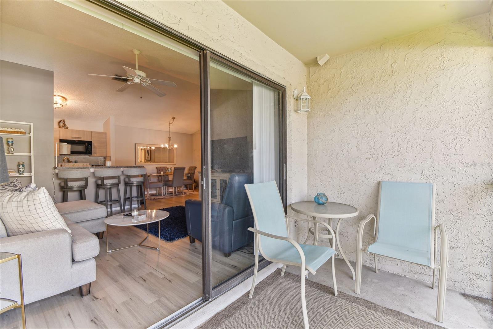 2087 HUNTERS GLEN DRIVE #128