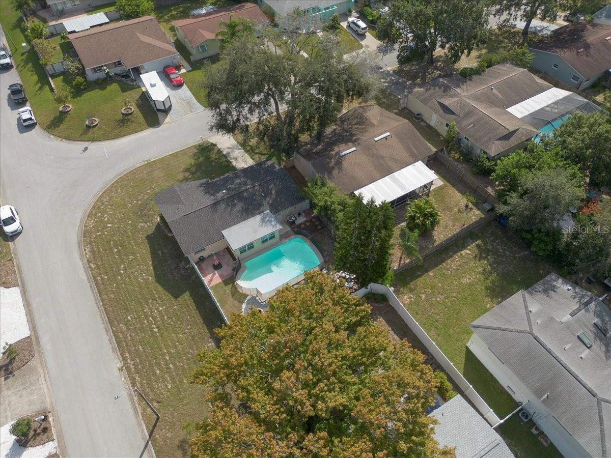861 KAREN ST
