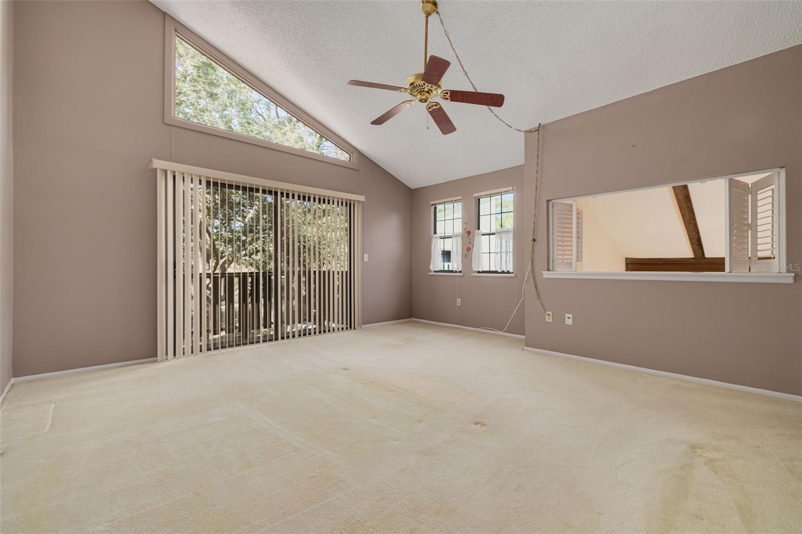 2101 SUNSET POINT RD #1202