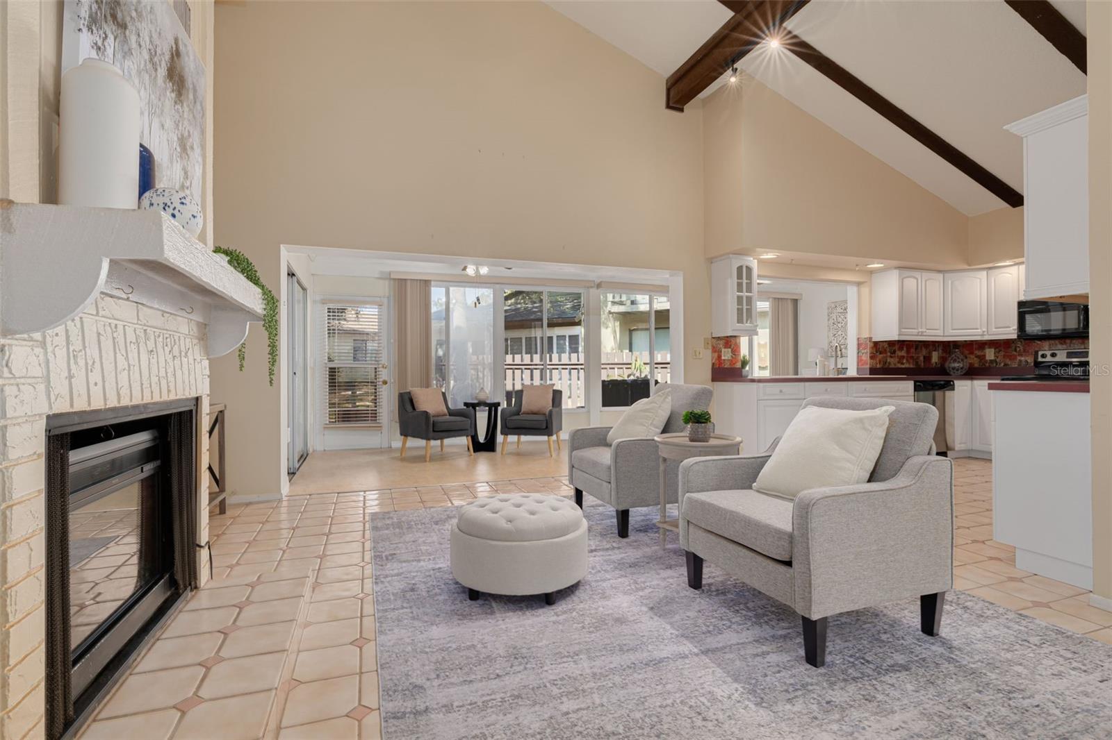 2101 SUNSET POINT RD #1202