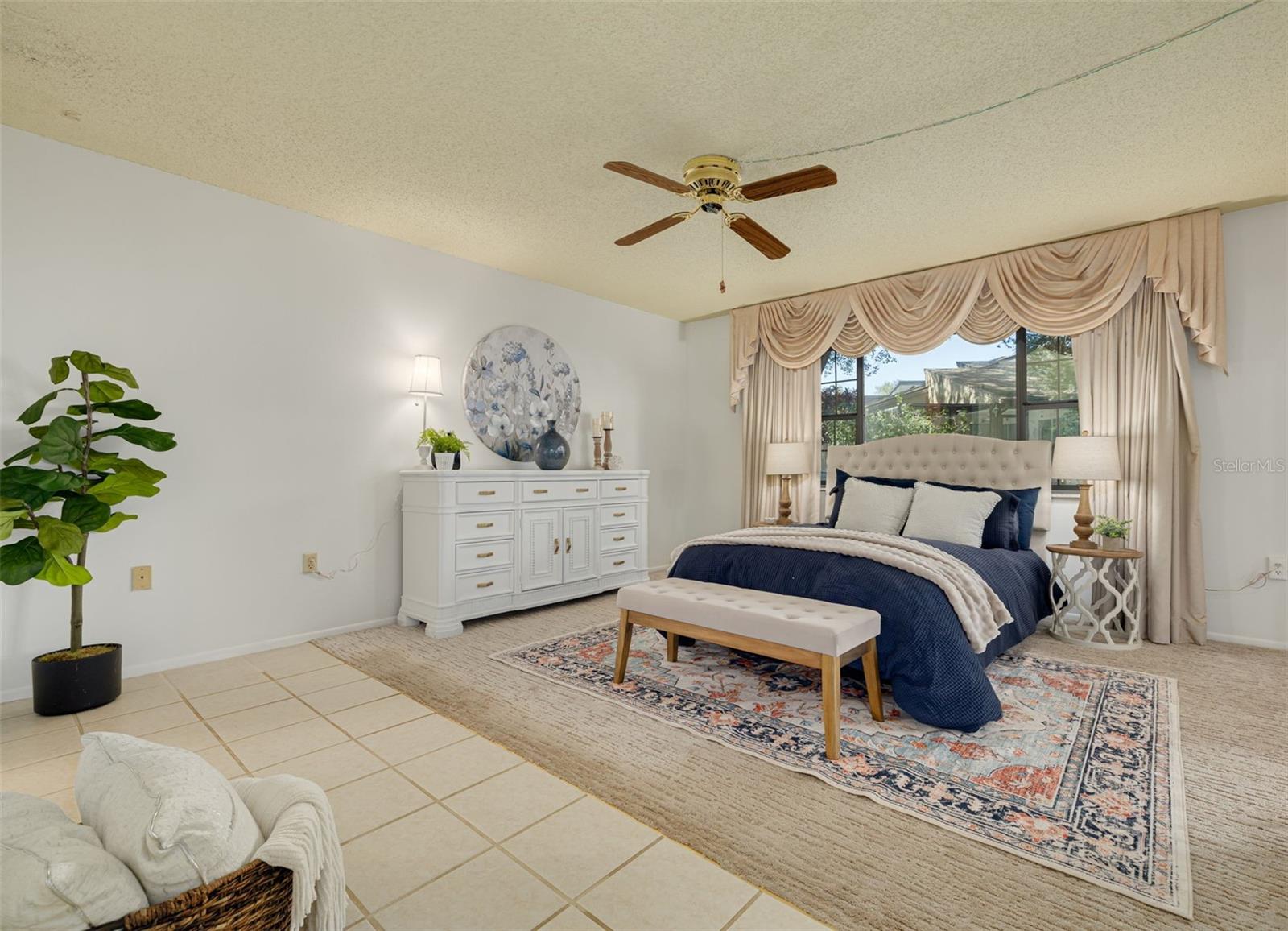 2101 SUNSET POINT RD #1202