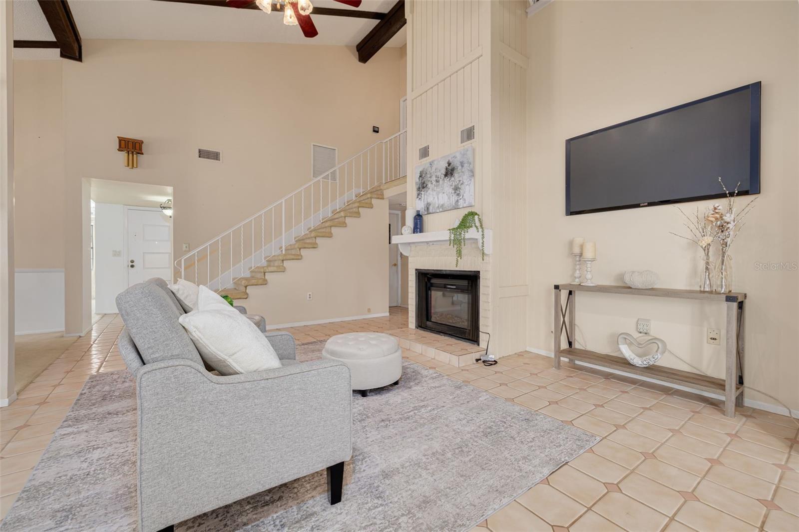 2101 SUNSET POINT RD #1202