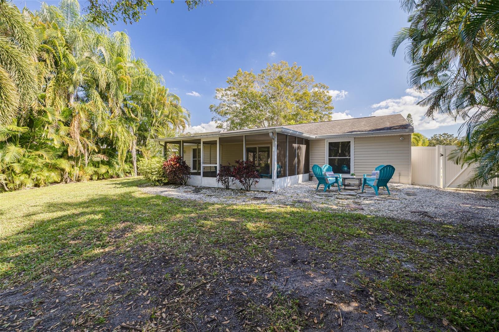 271 SWEETGUM CT
