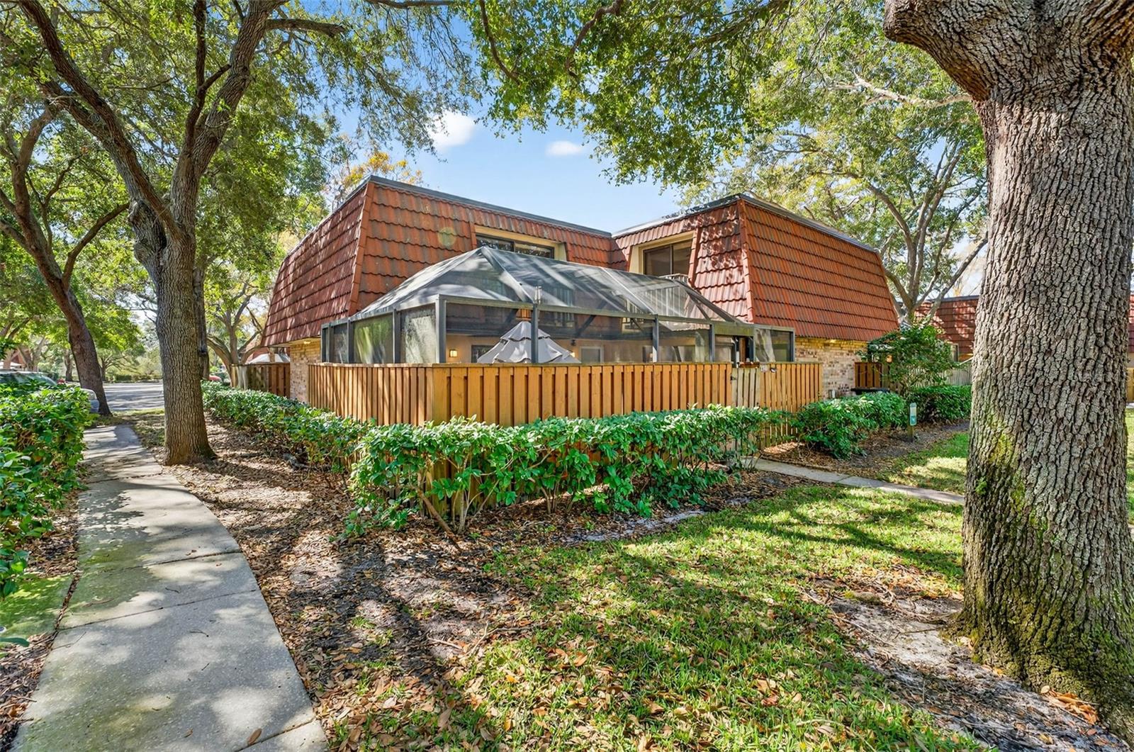 2708 9TH CT