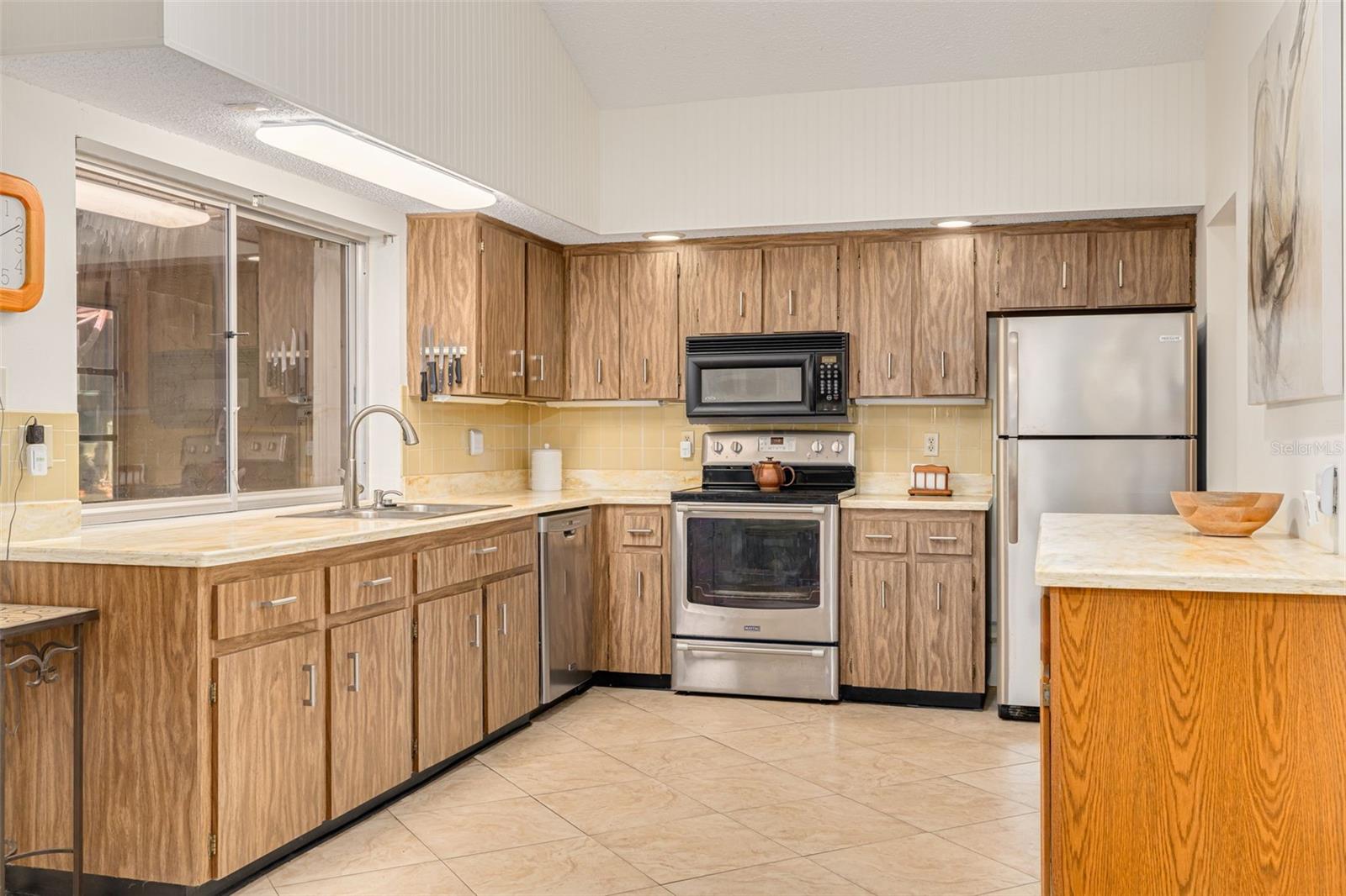 2101 SUNSET POINT RD #1305