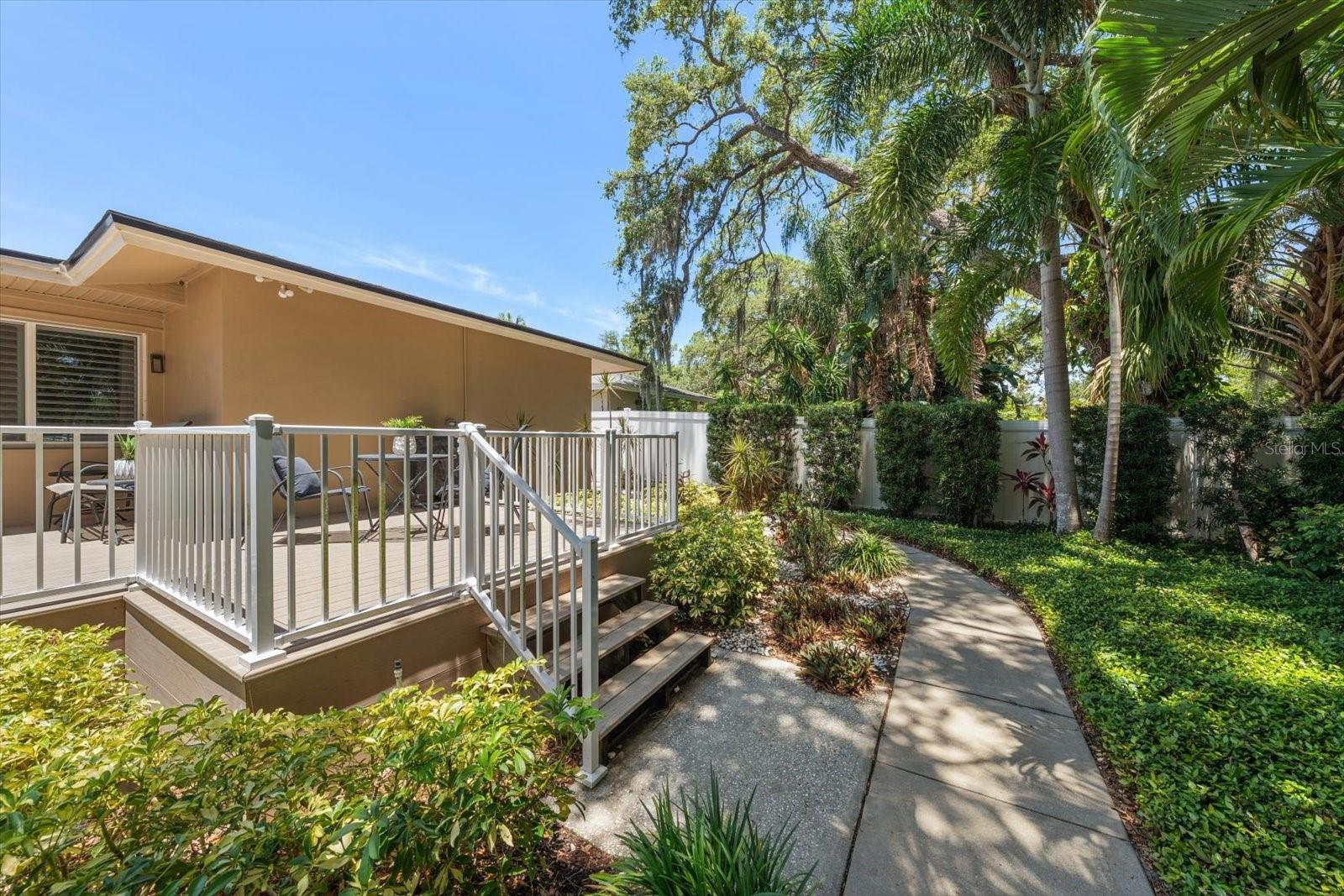 3330 SAN DOMINGO ST