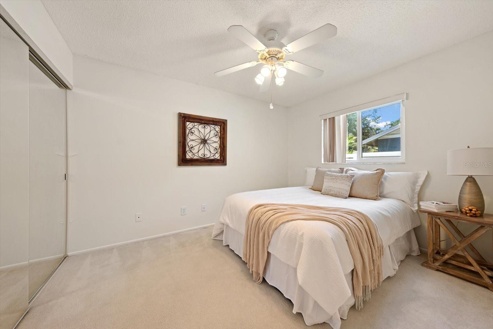 3171 OAK VIEW DR