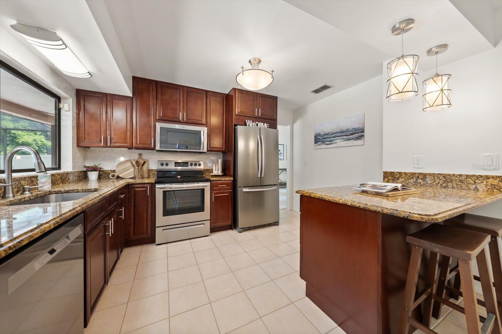 3171 OAK VIEW DR