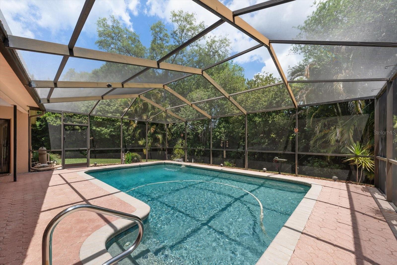 3171 OAK VIEW DR