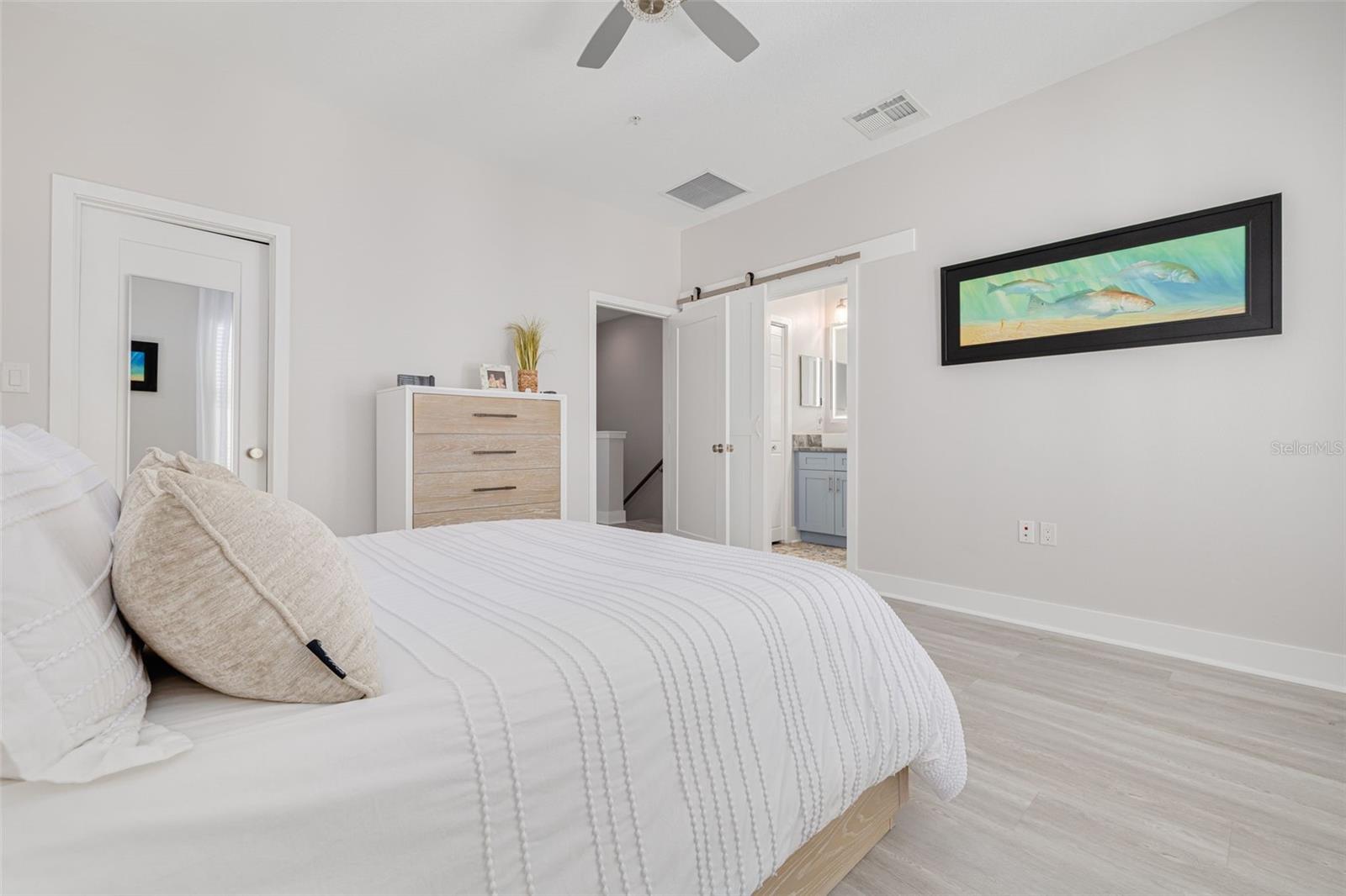 946 HIGHLAND AVE #8