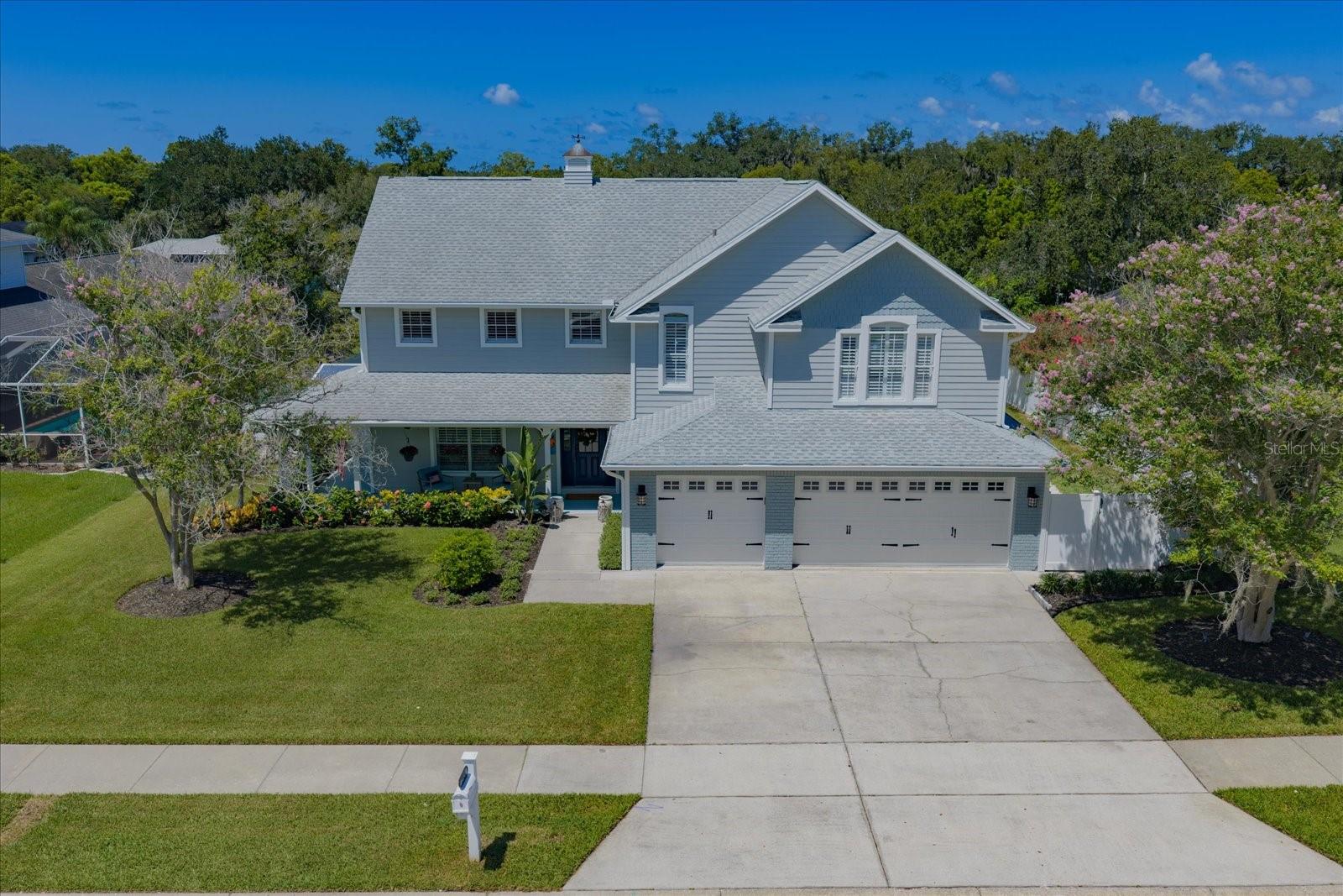 1924 DUNLOE CIR