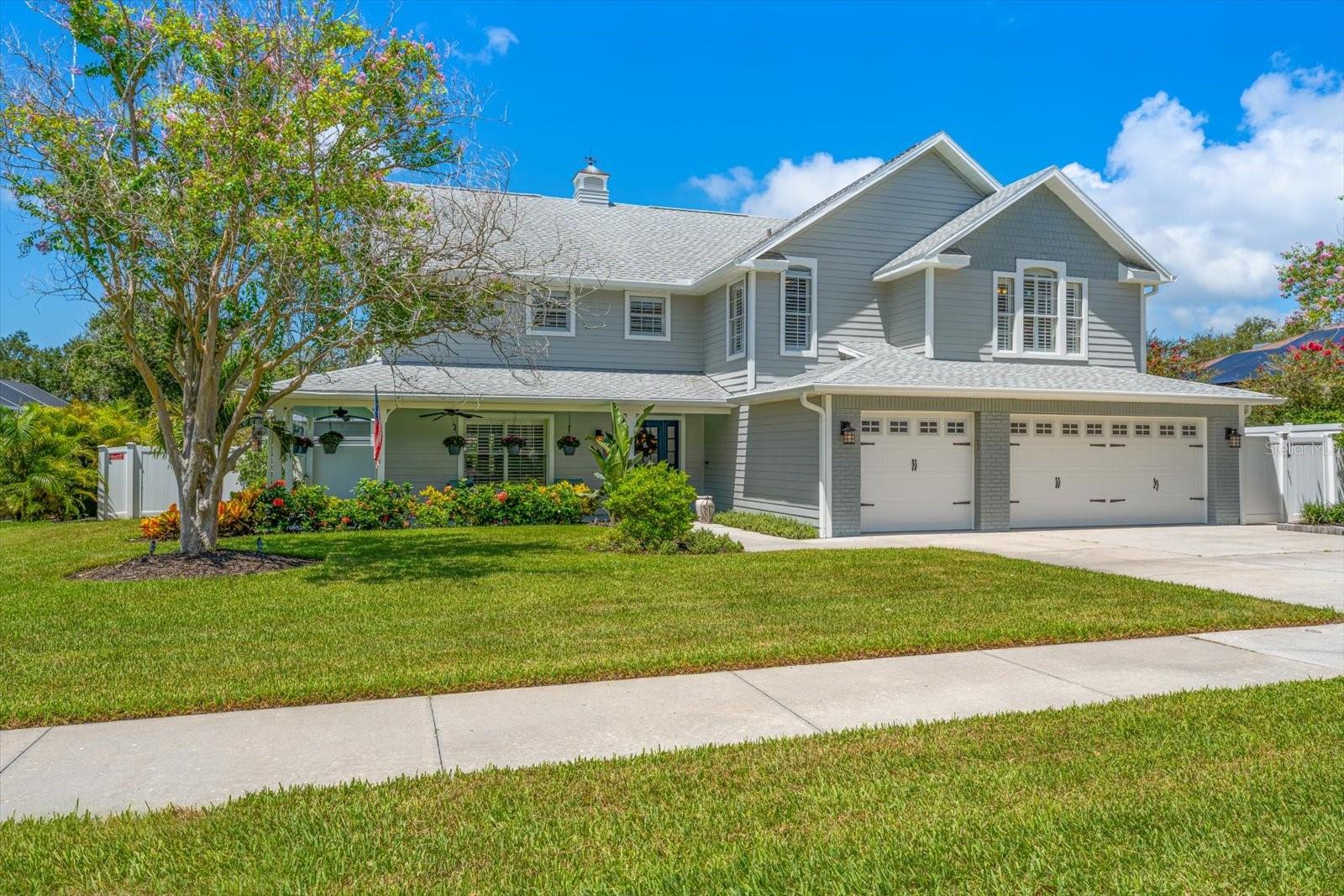1924 DUNLOE CIR