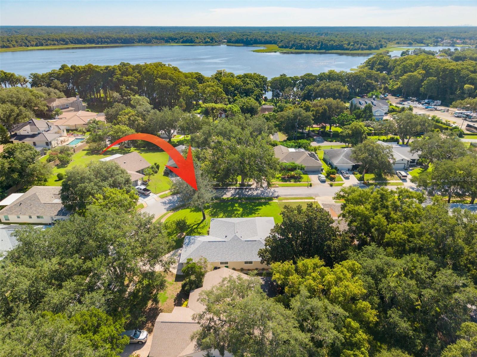 3558 OAK LAKE DR