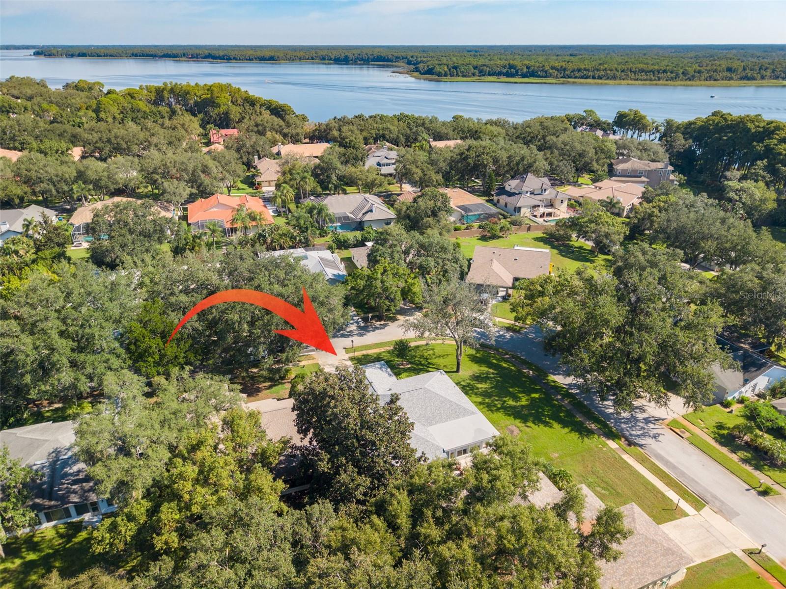 3558 OAK LAKE DR
