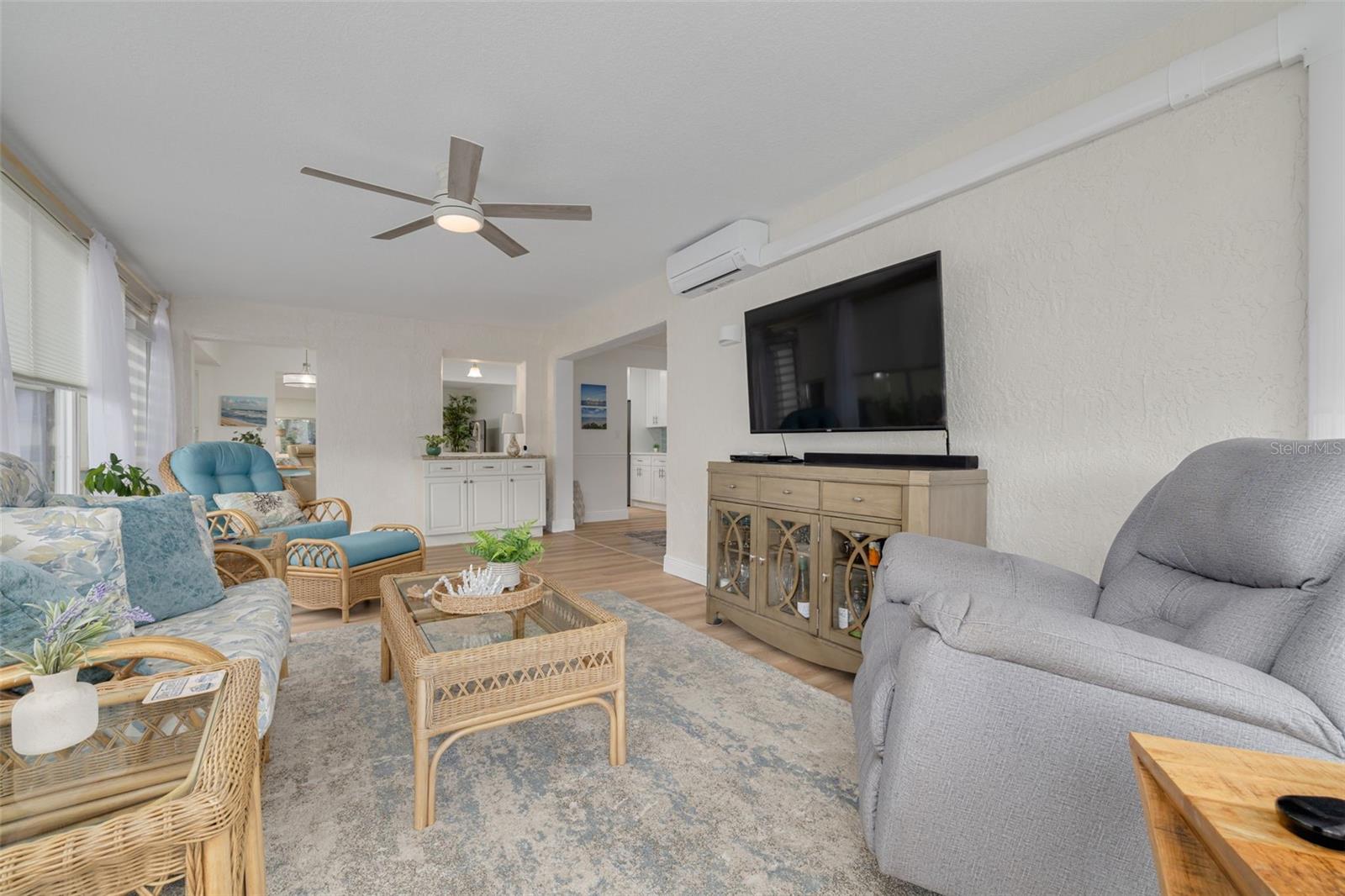 3558 OAK LAKE DR
