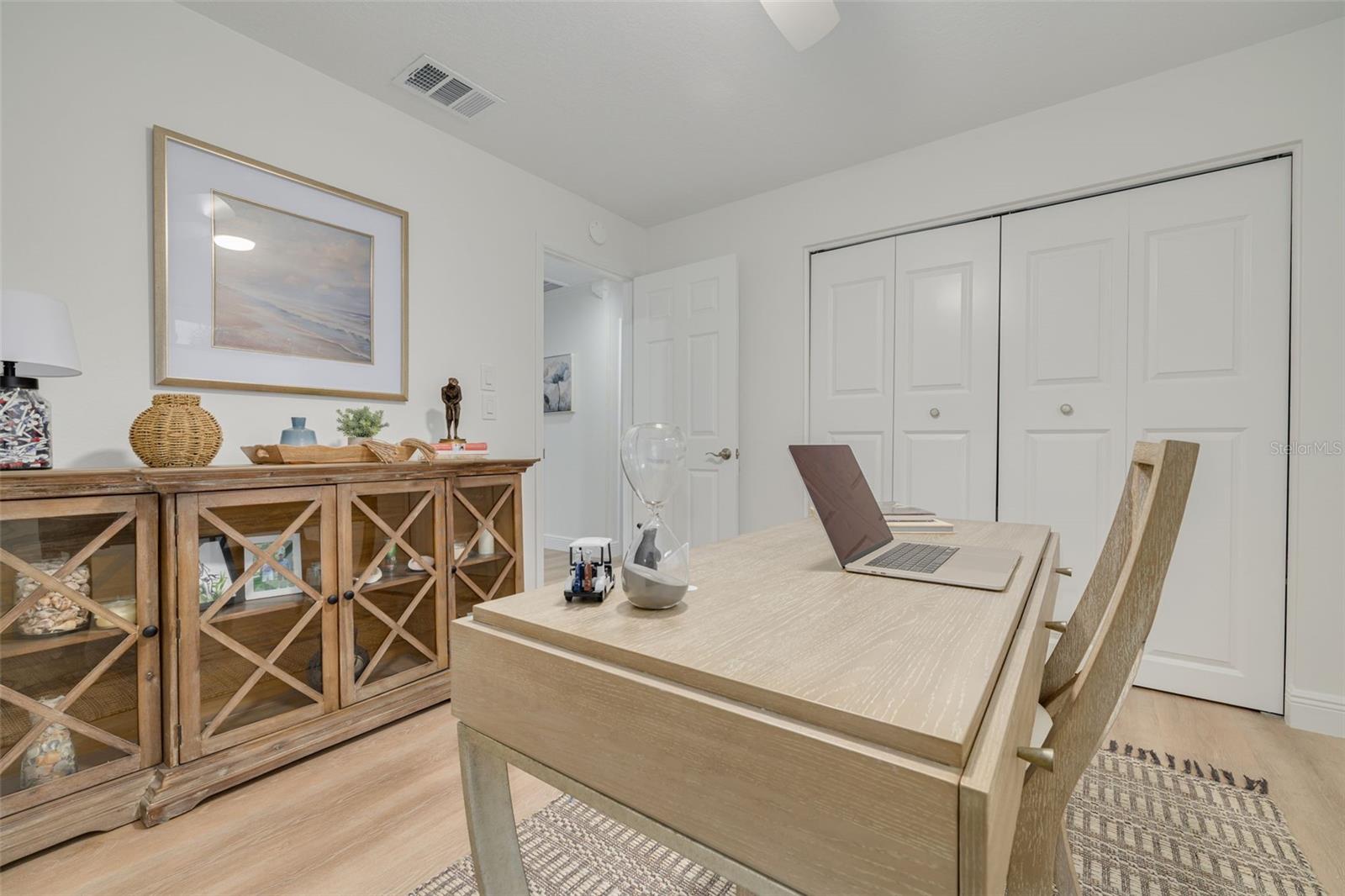 3558 OAK LAKE DR