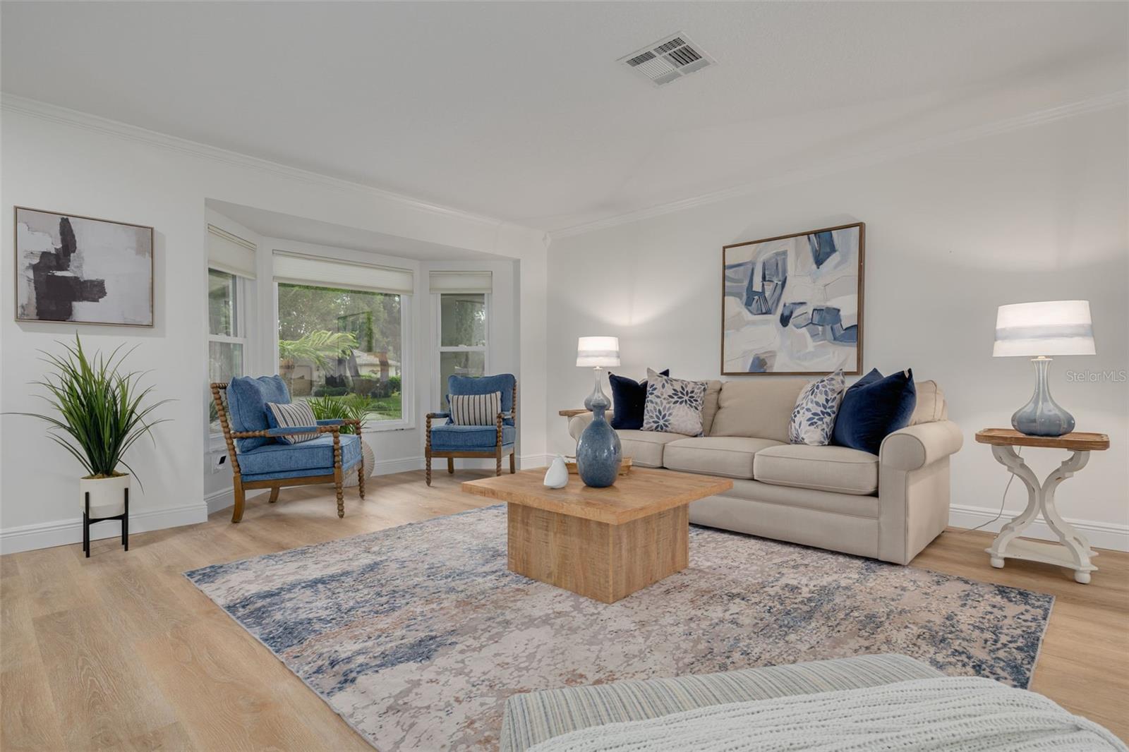 3558 OAK LAKE DR