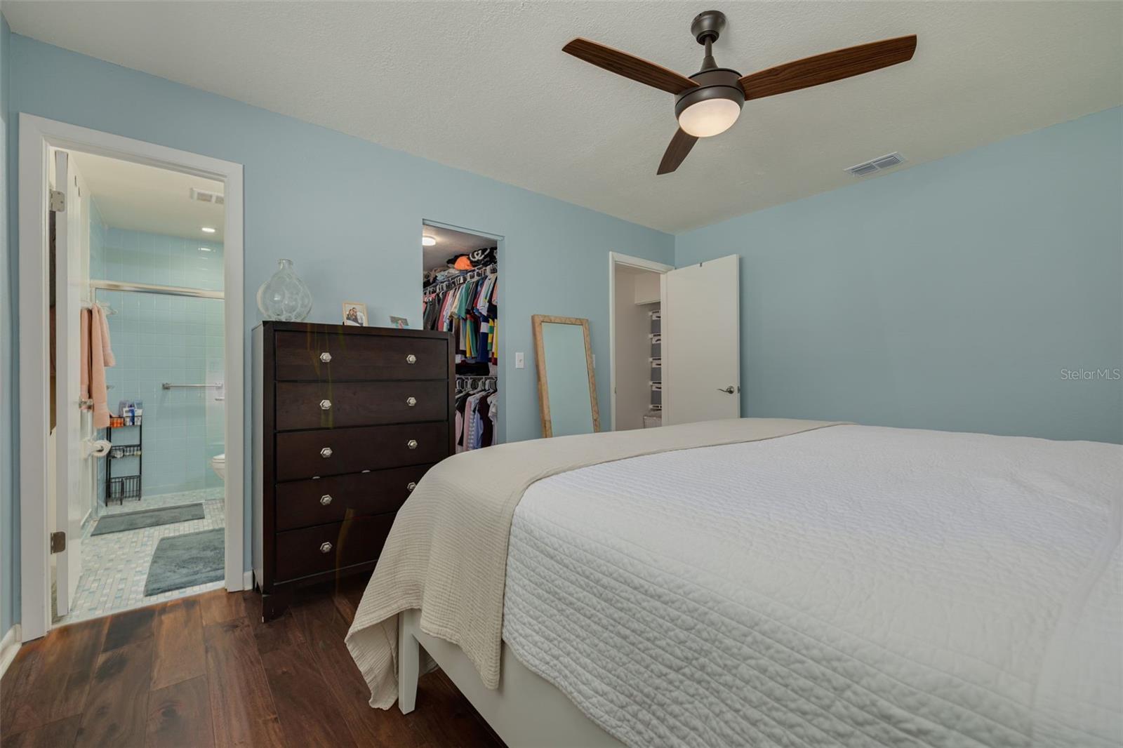 3160 CHAMBLEE LN