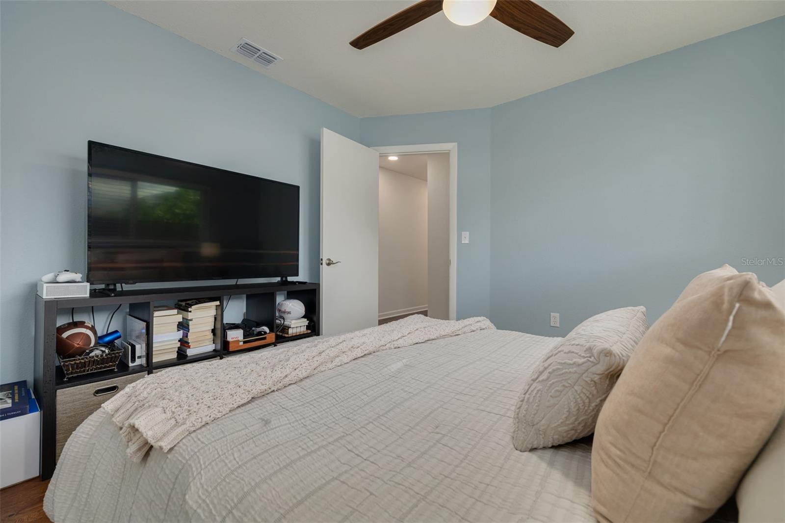 3160 CHAMBLEE LN