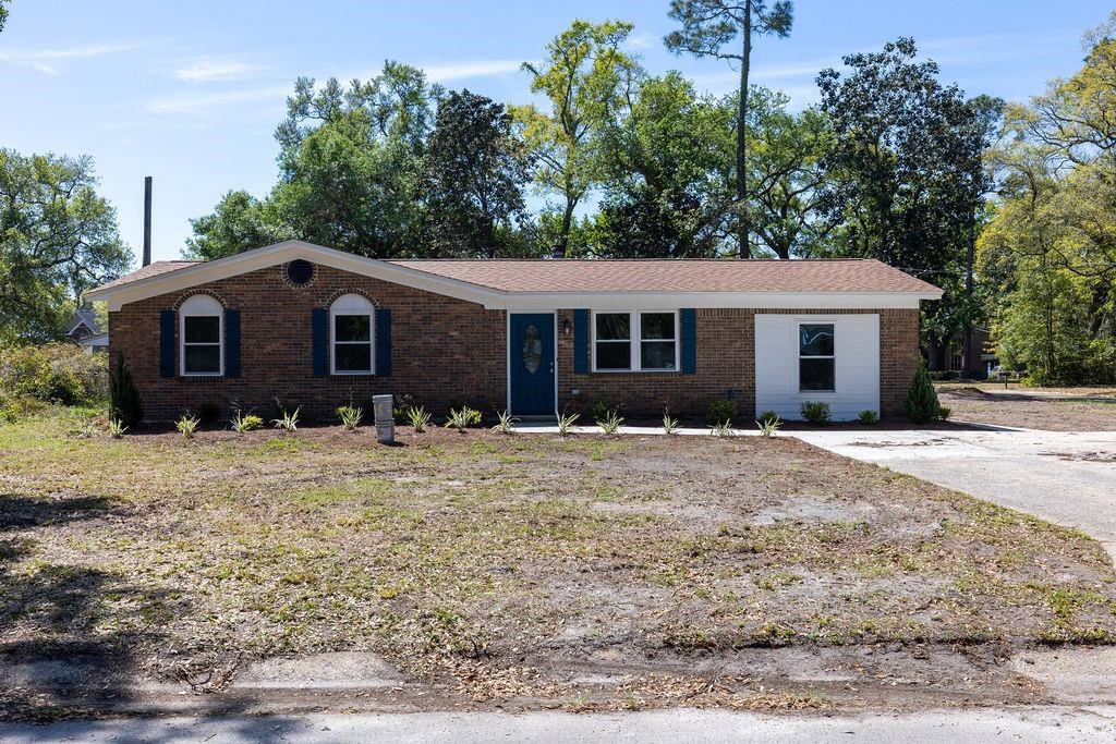 3941 Baybrook Dr