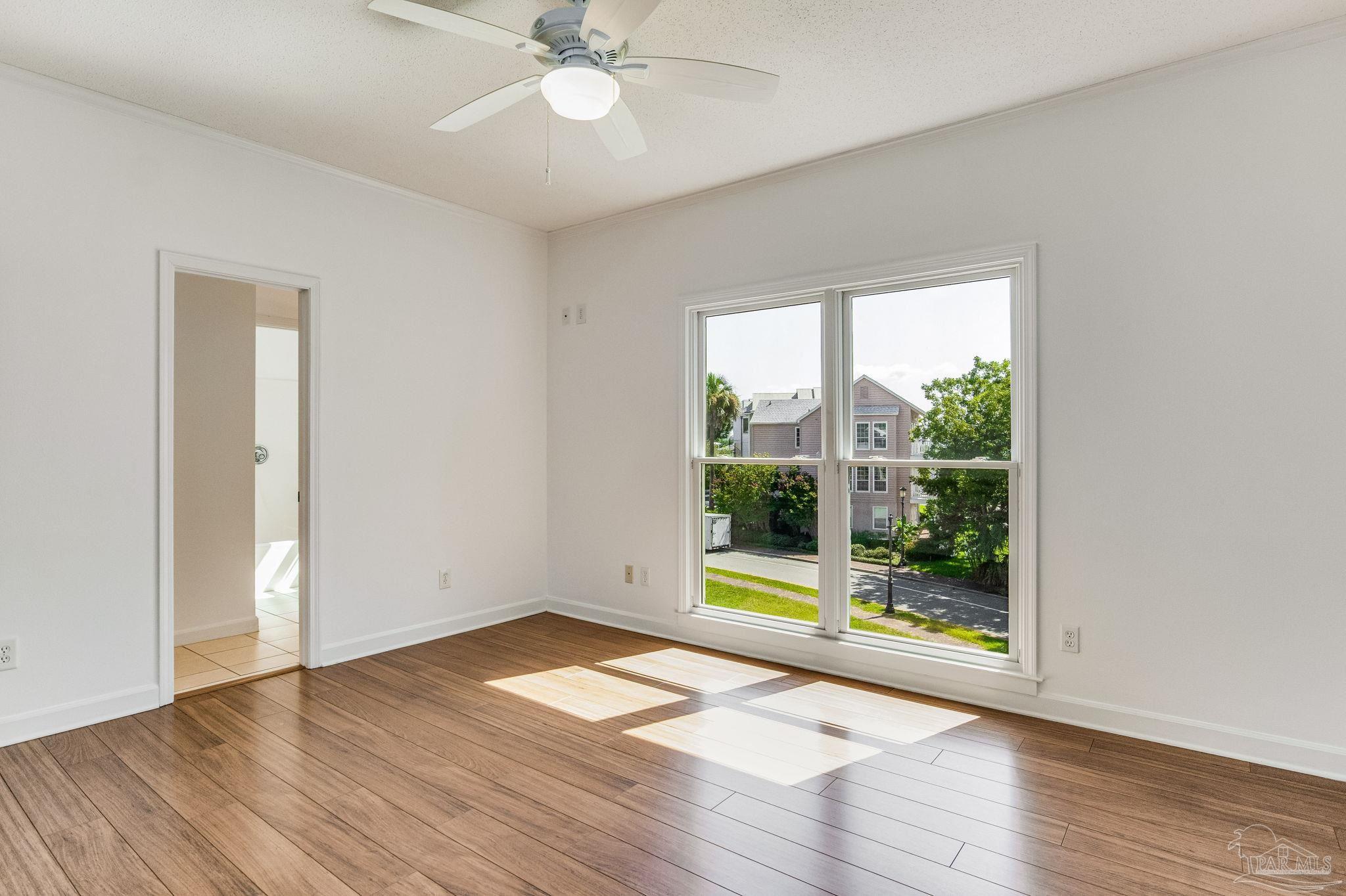 534 E Zarragossa St # 8