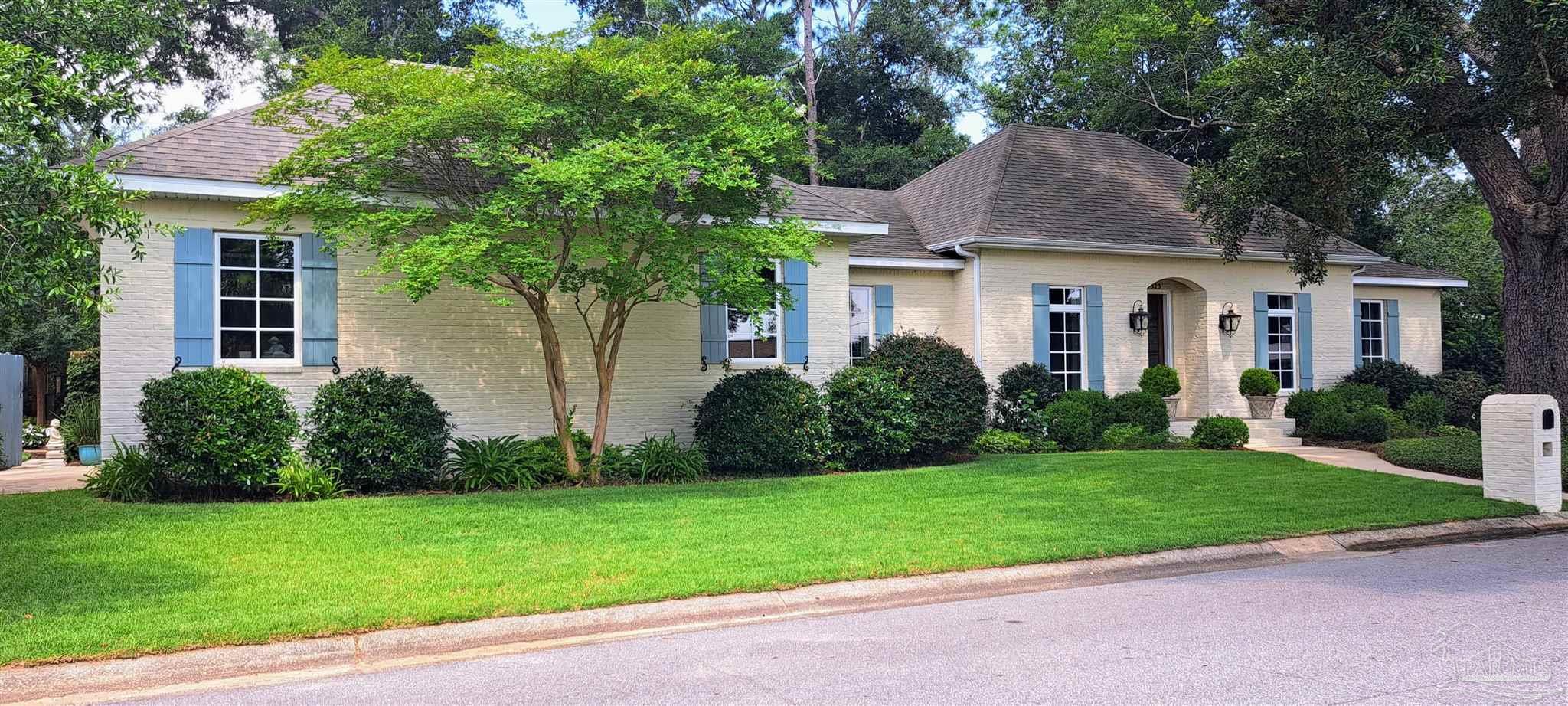 2323 Escambia Ave