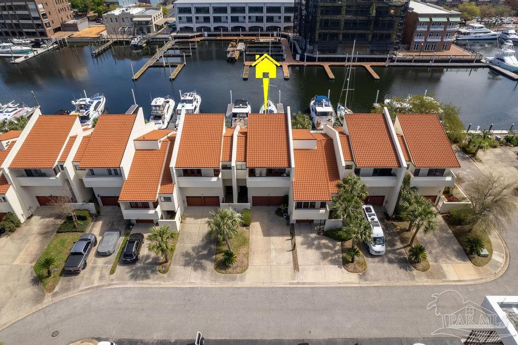 8 Port Royal Way