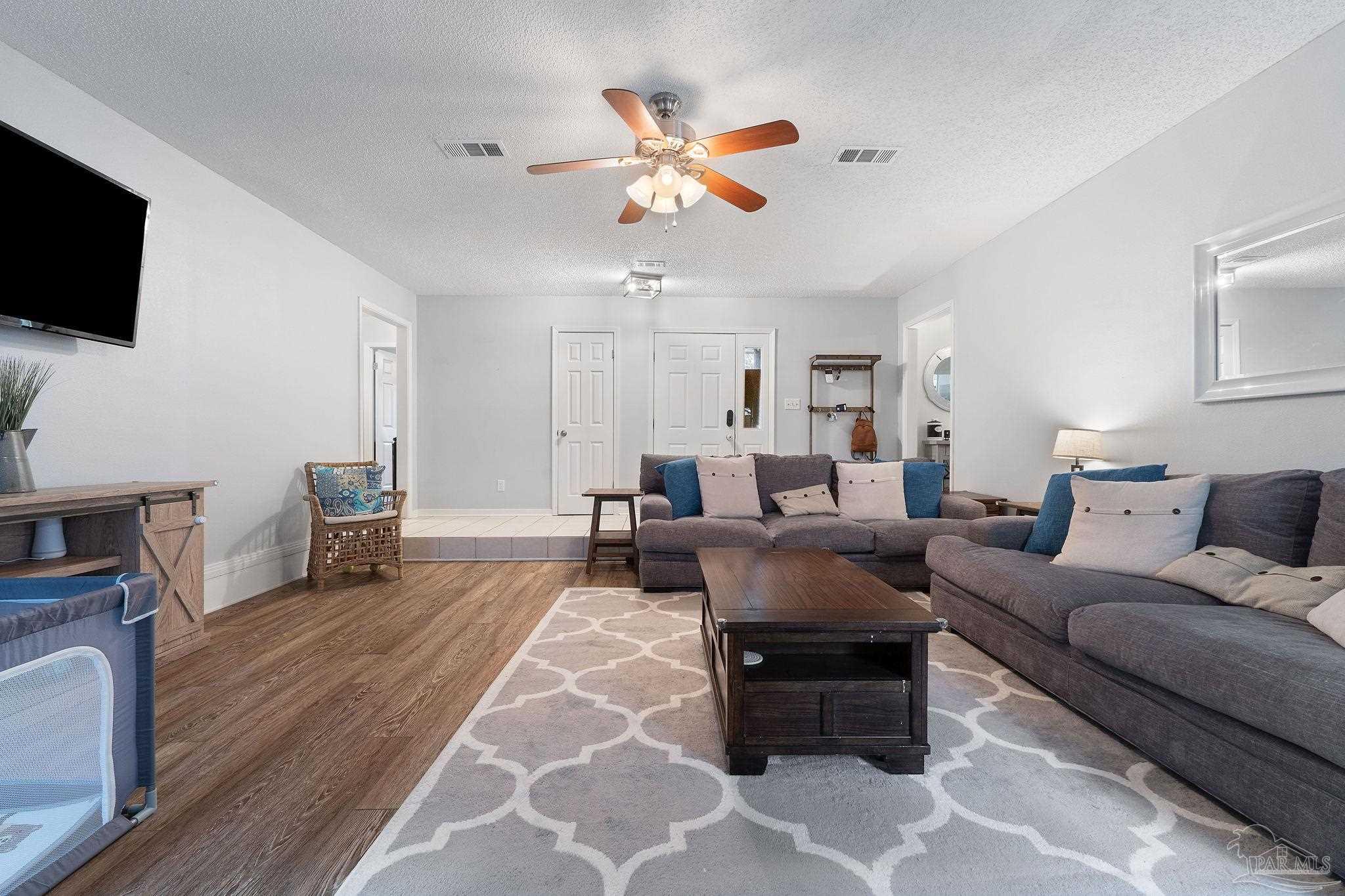 10237 Sugar Creek Dr