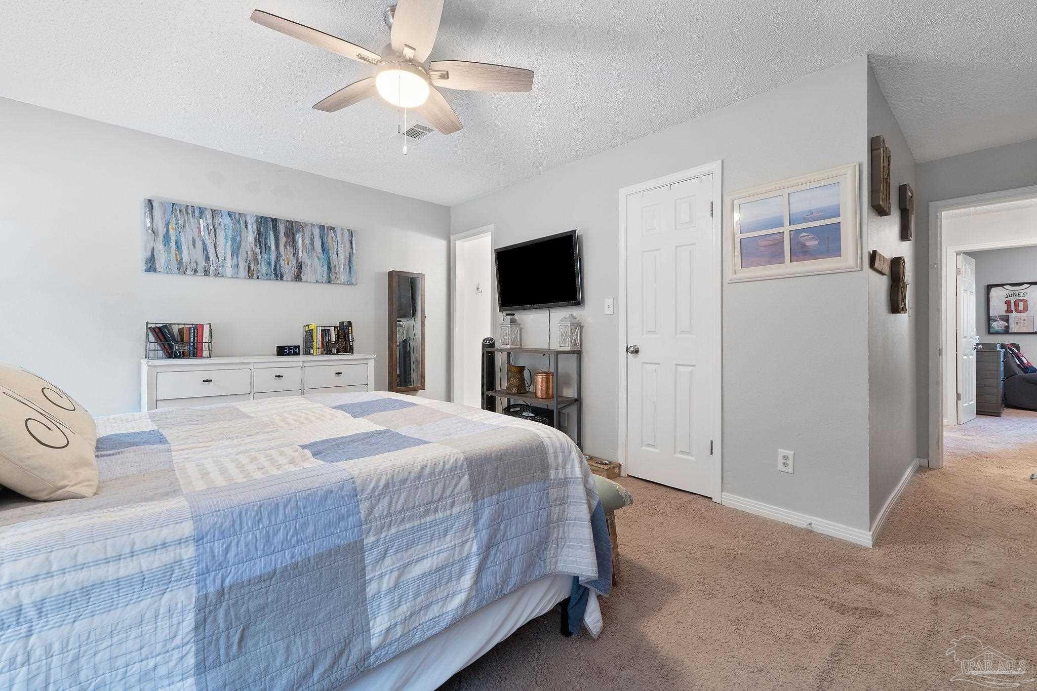 10237 Sugar Creek Dr