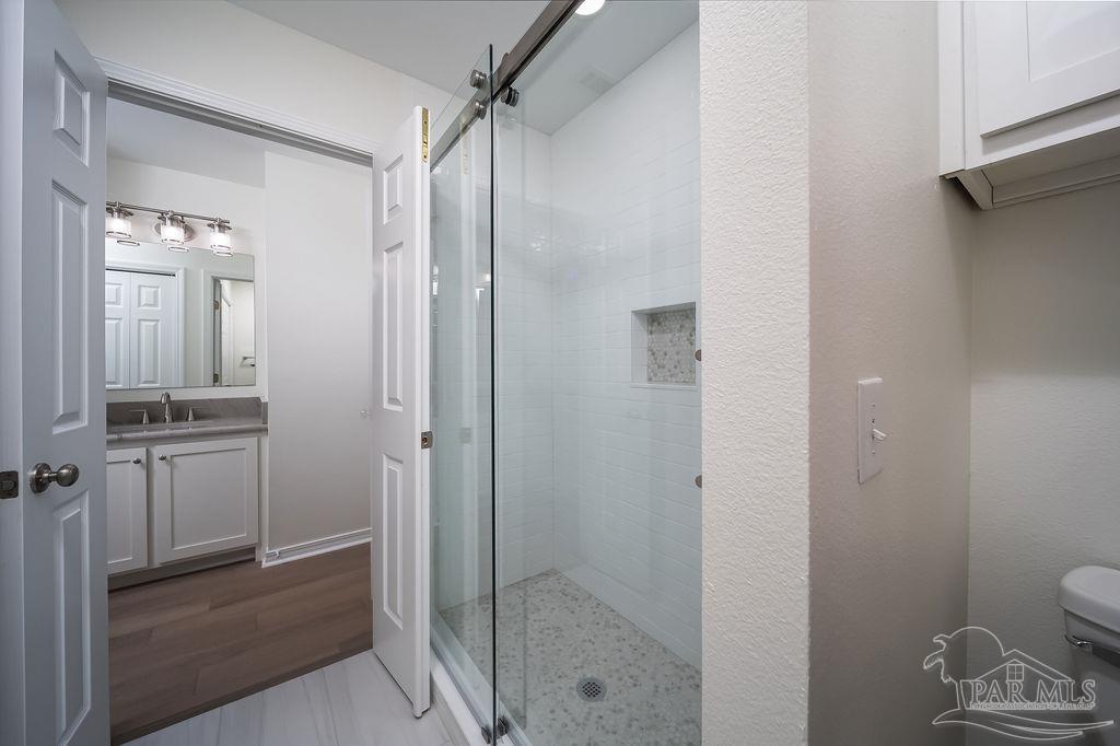 2562 Trailwood Dr