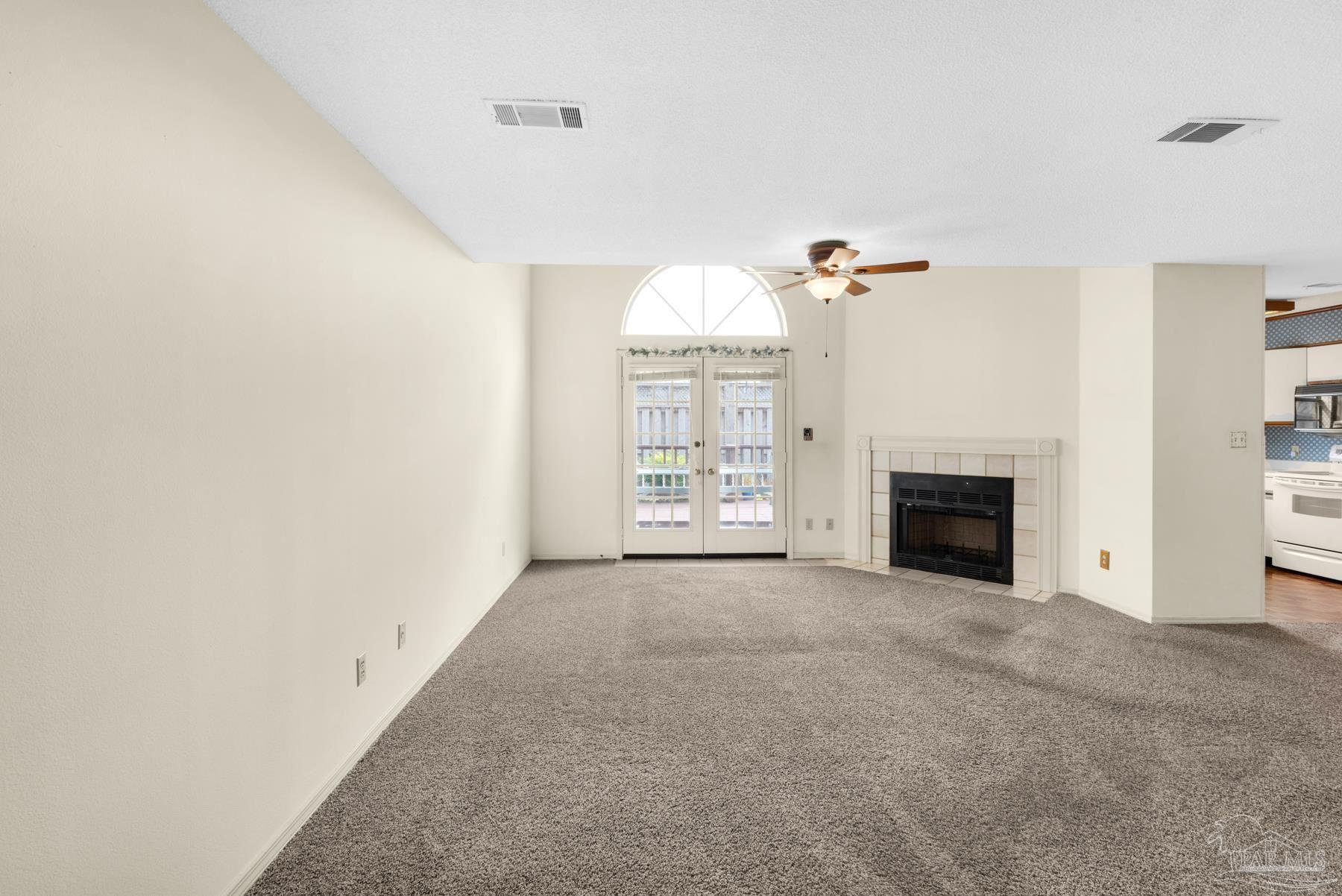 5051 Grande Dr # 5 Unit: B-5