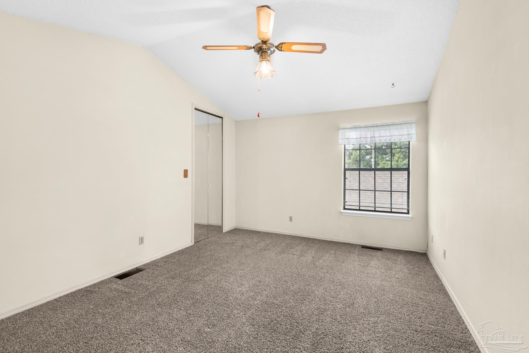 5051 Grande Dr # 5 Unit: B-5