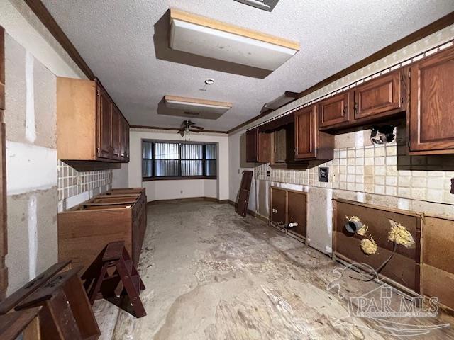 10 Pickens Ave