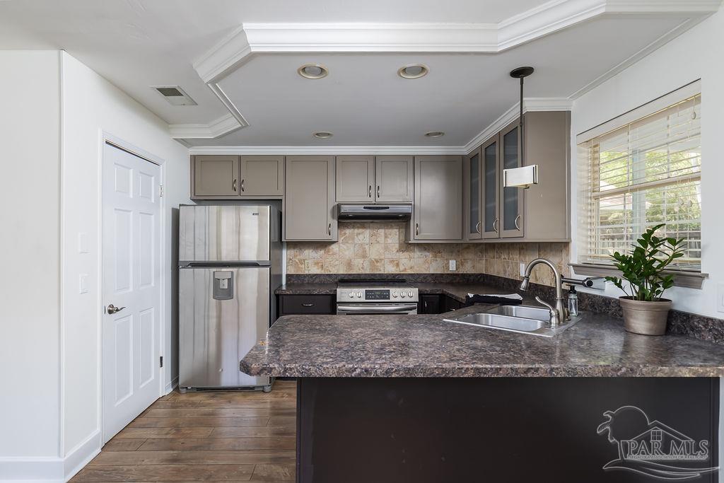3117 Albert Ct