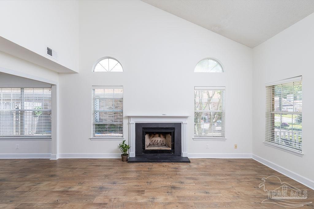 3117 Albert Ct