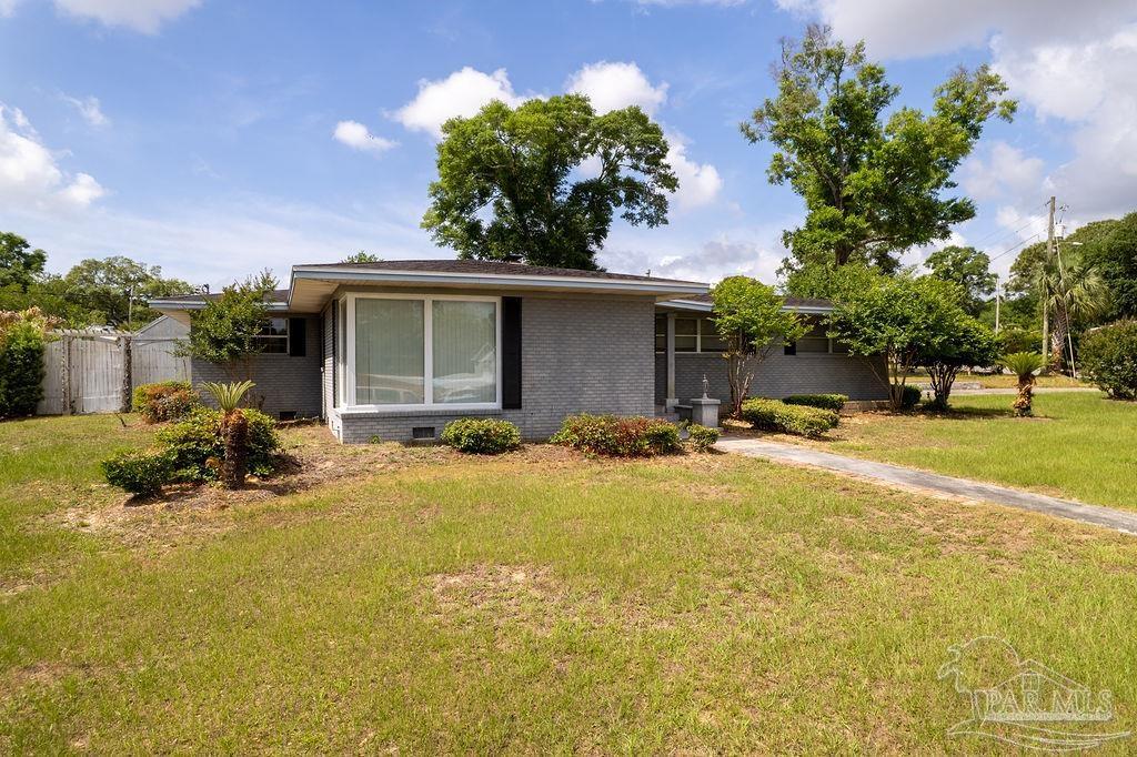 1227 Barcia Dr