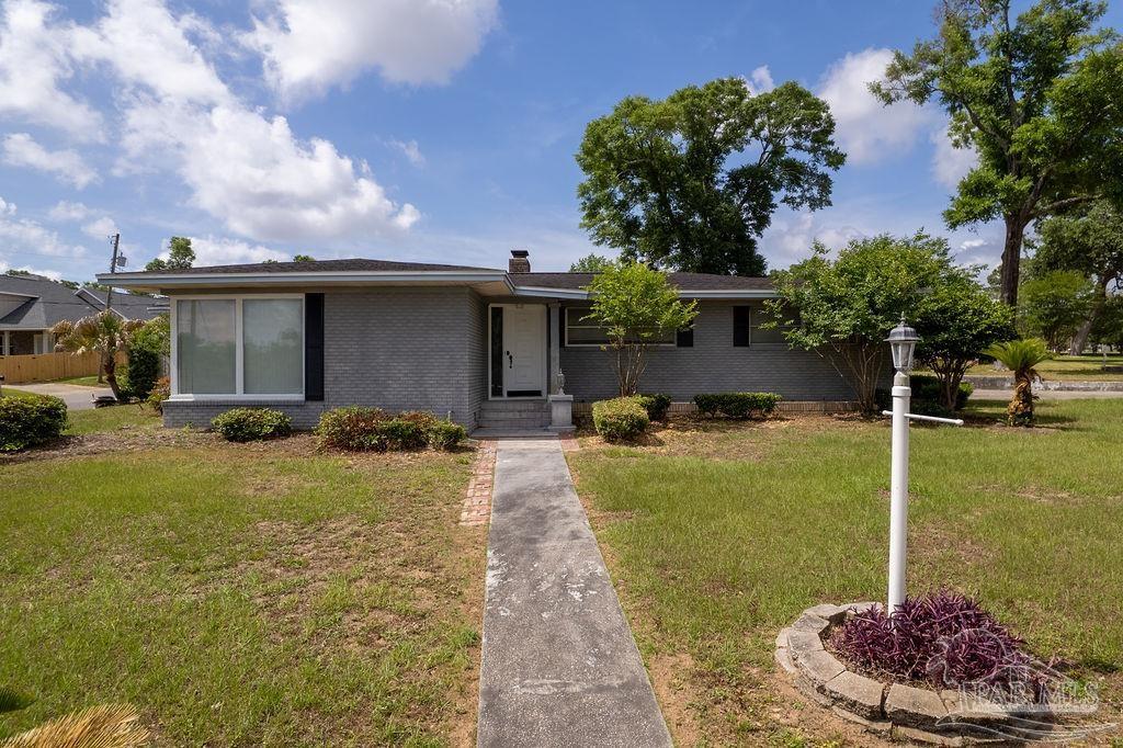 1227 Barcia Dr